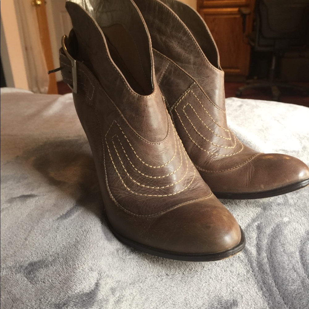 Carlos Santana Bandit booties